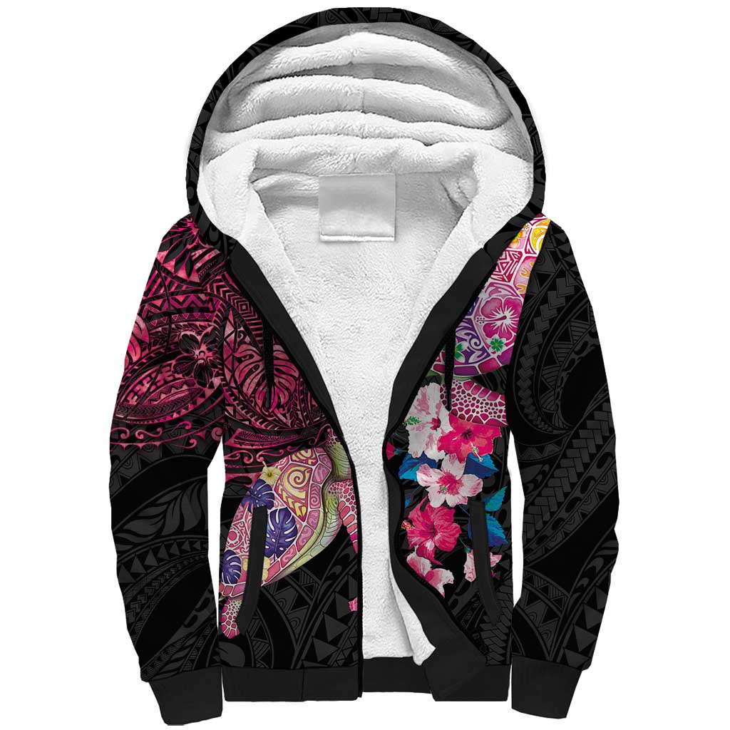 Hawaiian Couple Turtles Honi Sherpa Hoodie Polynesian Art Motifs and Hibiscus Black Red Color - Polynesian Pride