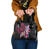 Hawaiian Couple Turtles Honi Shoulder Handbag Polynesian Art Motifs and Hibiscus Black Red Color - Polynesian Pride