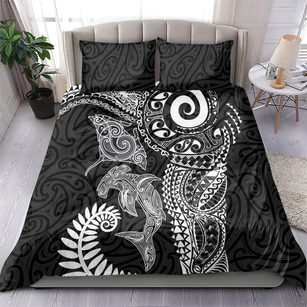Aotearoa Maori Sea Animals Tribal Bedding Set Manta Ray and Shark Moko Pattern Black Color