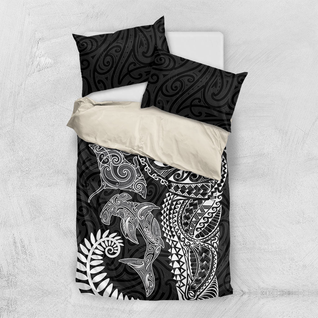 Aotearoa Maori Sea Animals Tribal Bedding Set Manta Ray and Shark Moko Pattern Black Color
