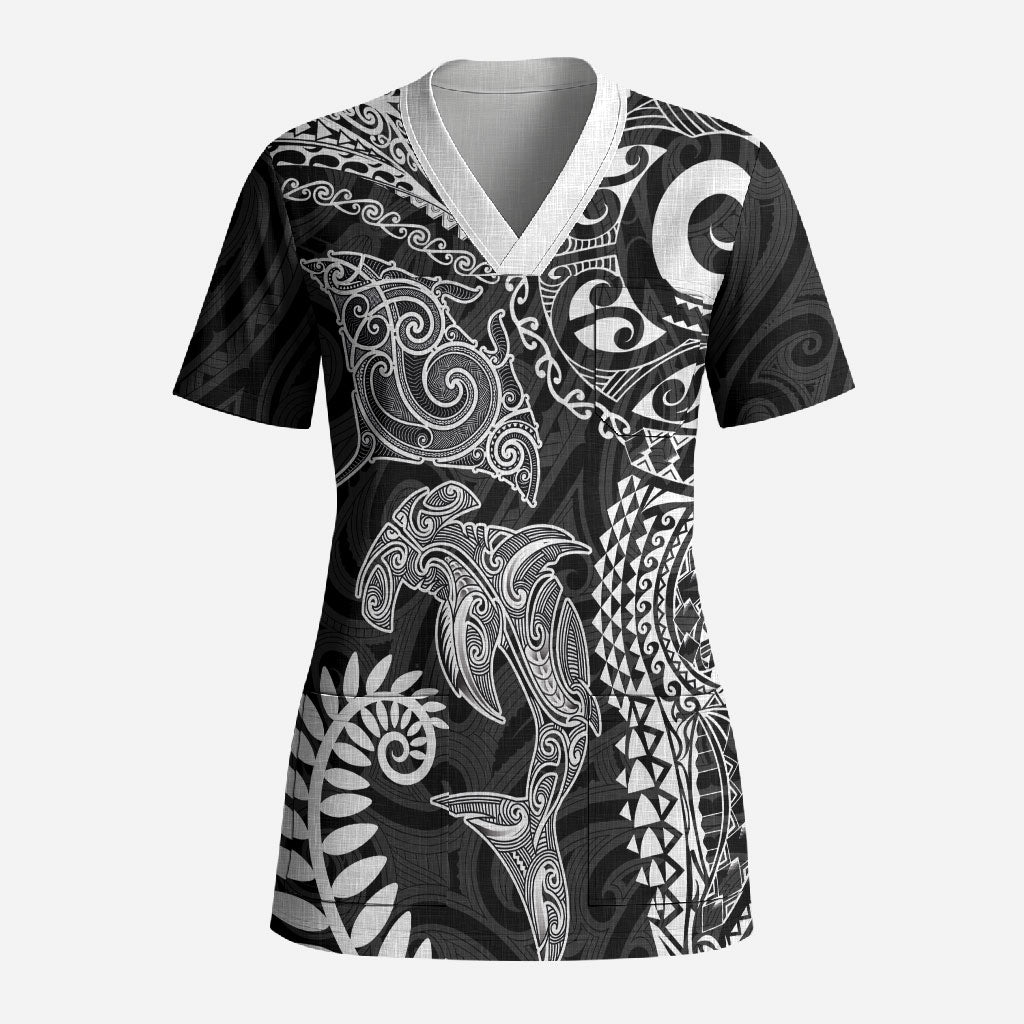 Aotearoa Maori Sea Animals Tribal Scrub Top Manta Ray and Shark Moko Pattern Black Color LT03 Adult Black - Polynesian Pride