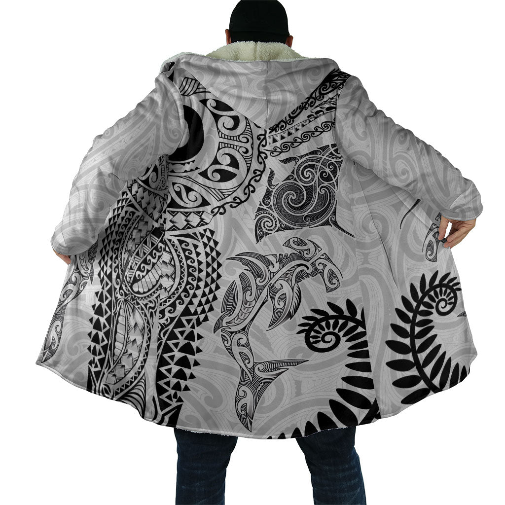 Aotearoa Maori Sea Animals Tribal Cloak Manta Ray and Shark Moko Pattern White Color