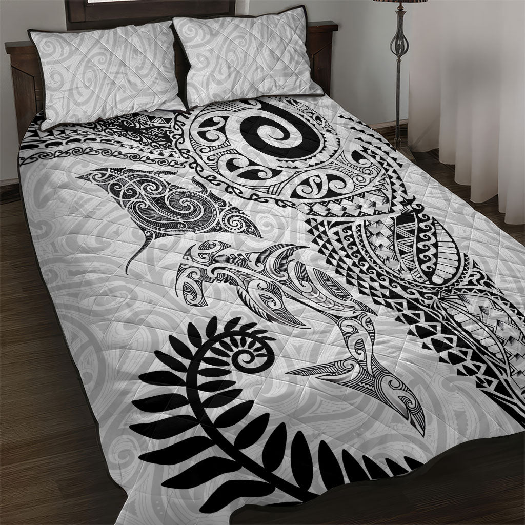 Aotearoa Maori Sea Animals Tribal Quilt Bed Set Manta Ray and Shark Moko Pattern White Color LT03 White - Polynesian Pride