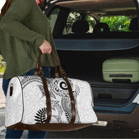 Aotearoa Maori Sea Animals Tribal Travel Bag Manta Ray and Shark Moko Pattern White Color