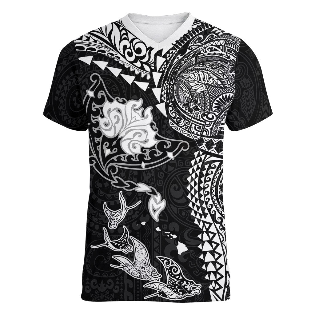 Hawaiian Manta Ray Tribal Women V-Neck T-Shirt Polynesian Art Motifs Black Color