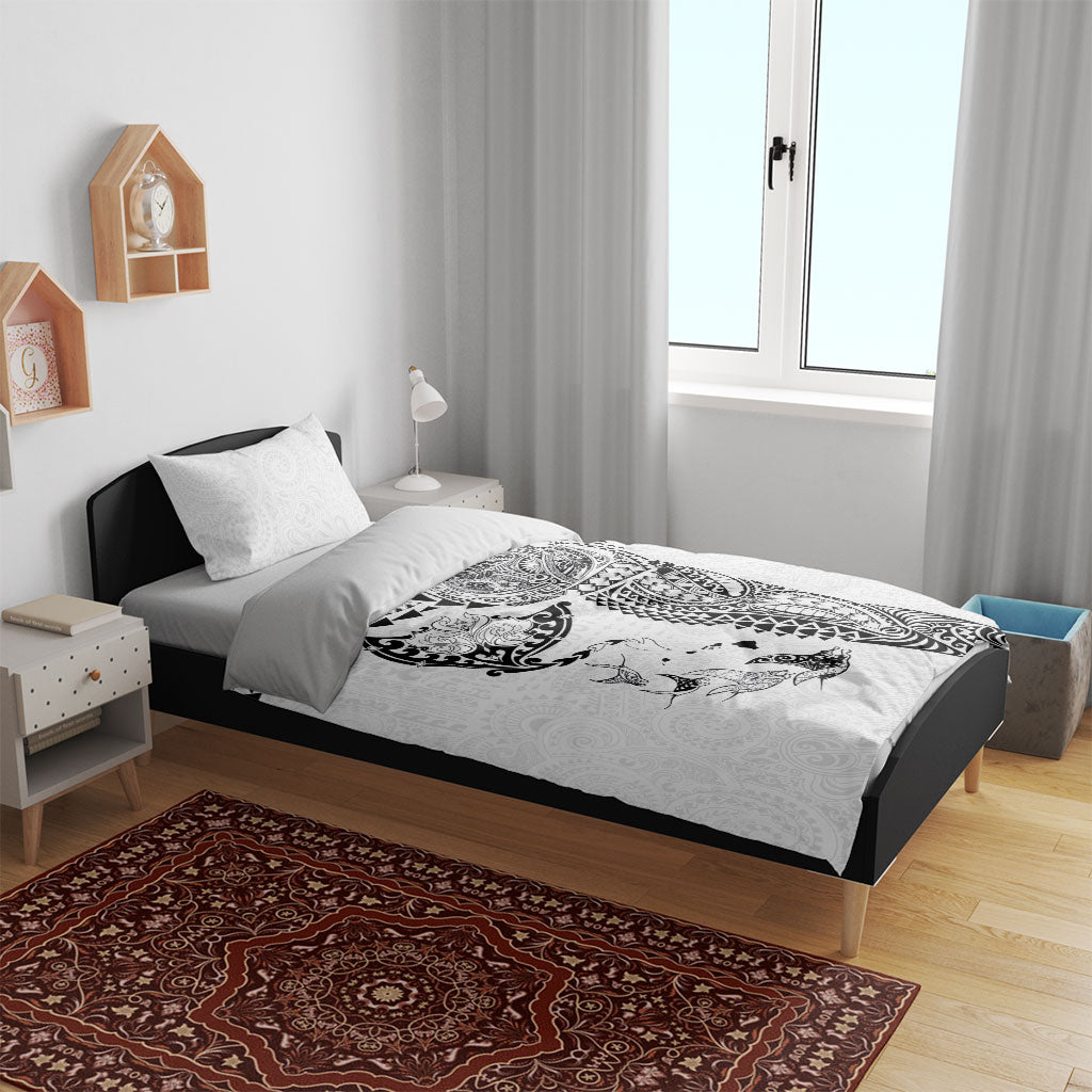 Hawaiian Manta Ray Tribal Bedding Set Polynesian Art Motifs White Color