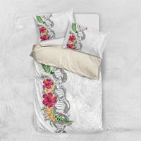 Hawaii DNA Kakau Tattoo Bedding Set with Plumeria and Hibiscus Tropical Plants White Color