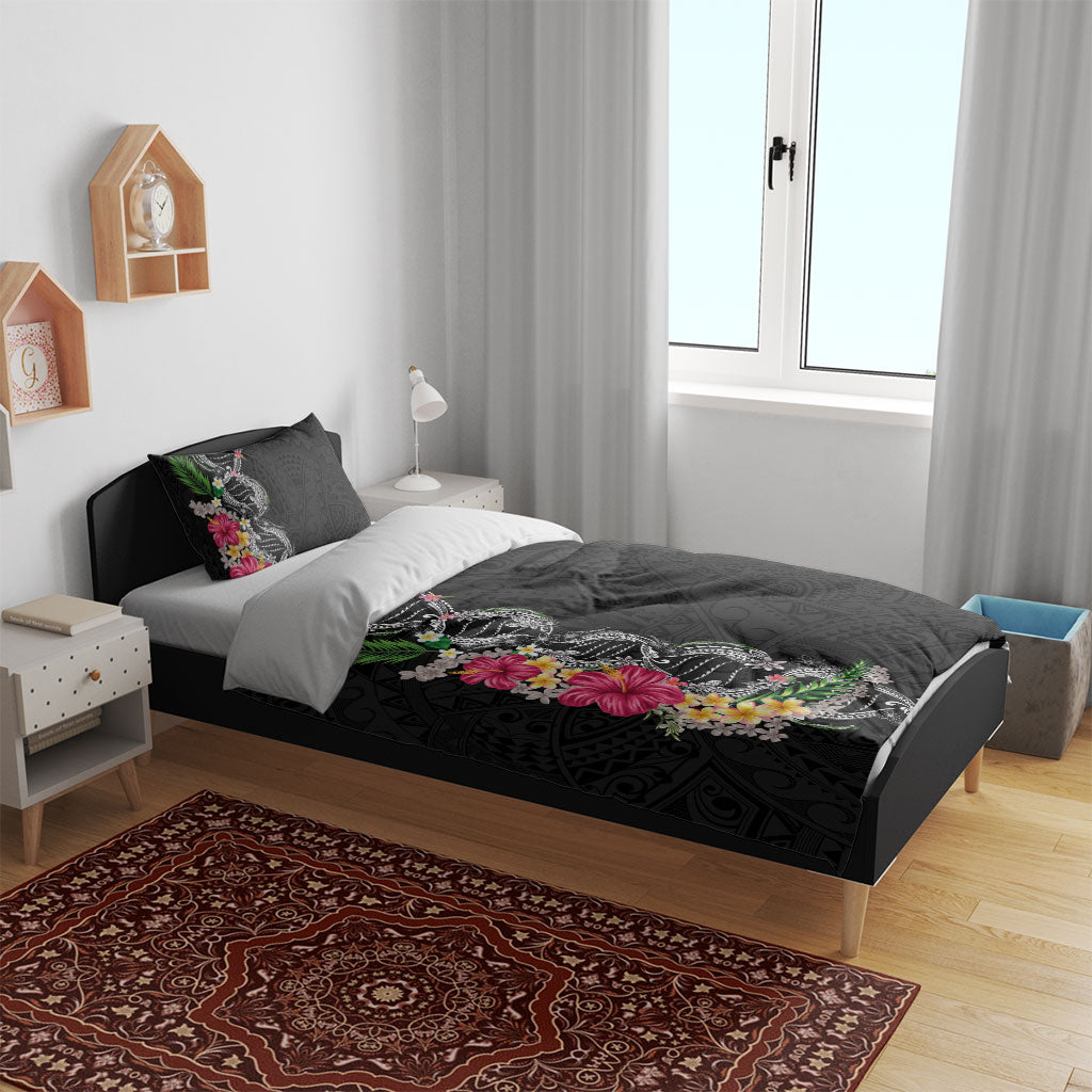 Hawaii DNA Kakau Tattoo Bedding Set with Plumeria and Hibiscus Tropical Plants Black Color