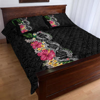 Hawaii DNA Kakau Tattoo Quilt Bed Set with Plumeria and Hibiscus Tropical Plants Black Color