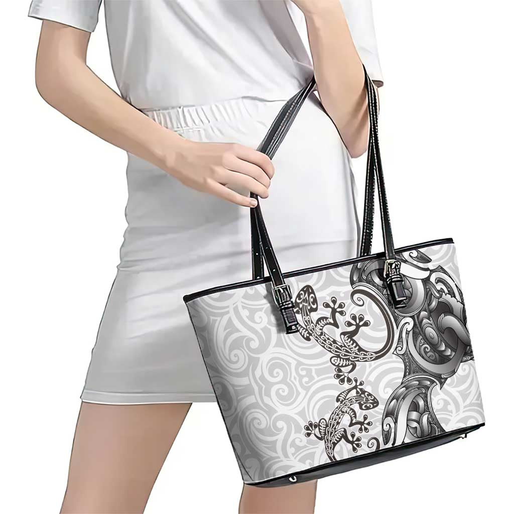 New Zealand Gecko Maori Art Tattoo Leather Tote Bag White Color