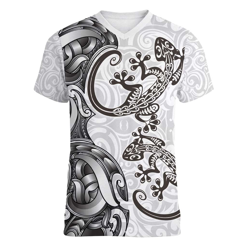New Zealand Gecko Maori Art Tattoo Women V-Neck T-Shirt White Color