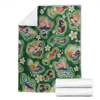 Hawaiian and Japanese Culture Together Blanket Hawaiian Island Shapes with Japanese Landscape Green Color