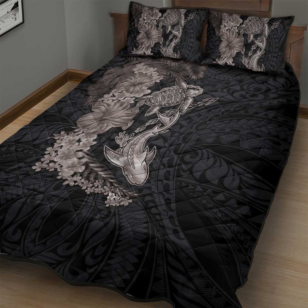 Hawaiian Tropical Plants Turtle and Shark Quilt Bed Set Polynesian Art Tattoo Grayscale Color