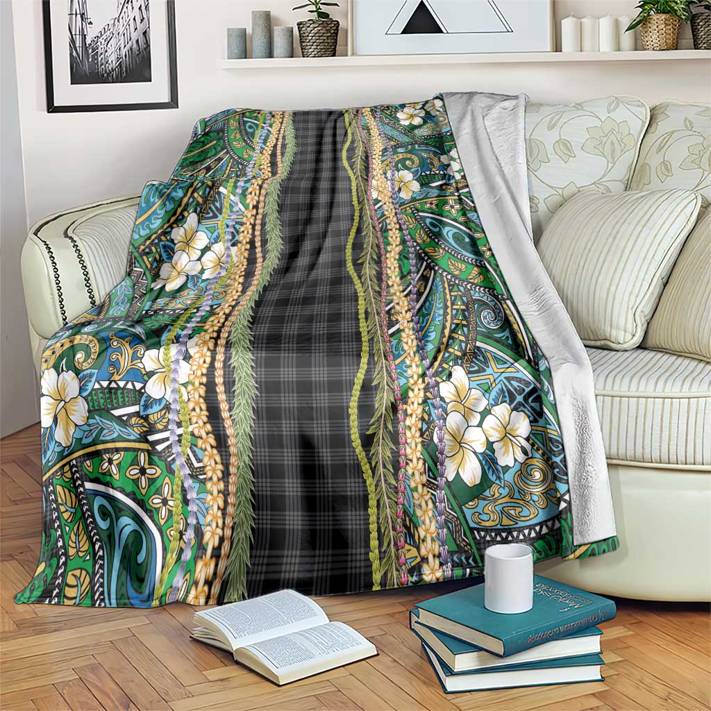 Hawaiian Art Flower Tribal with Lei Blanket Palaka Pattern Black Color - Polynesian Pride