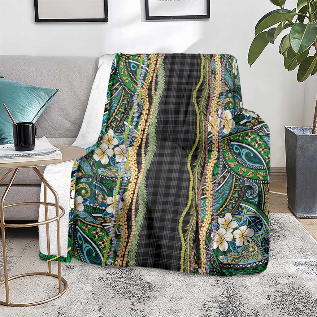 Hawaiian Art Flower Tribal with Lei Blanket Palaka Pattern Black Color - Polynesian Pride