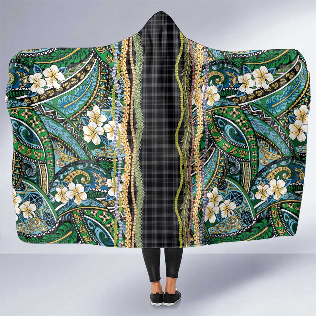 Hawaiian Art Flower Tribal with Lei Hooded Blanket Palaka Pattern Black Color - Polynesian Pride