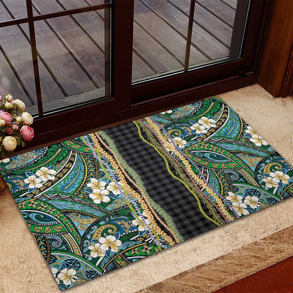 Hawaiian Art Flower Tribal with Lei Rubber Doormat Palaka Pattern Black Color - Polynesian Pride