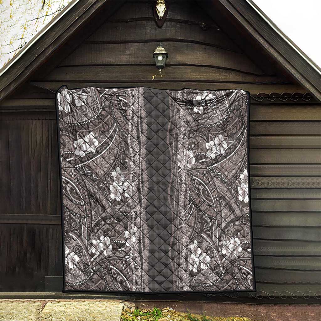 Hawaiian Art Flower Tribal with Lei Quilt Palaka Pattern Grayscale - Polynesian Pride
