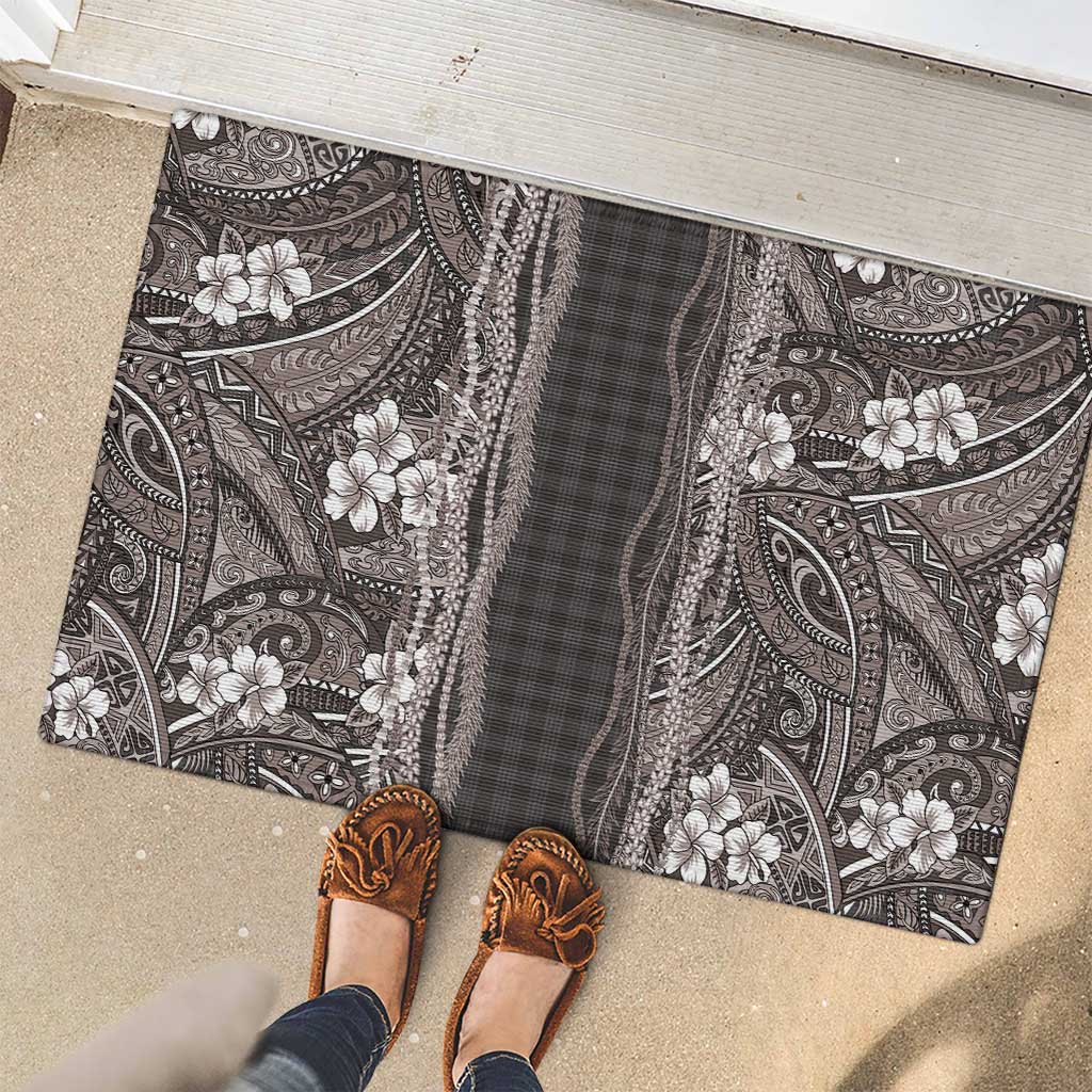 Hawaiian Art Flower Tribal with Lei Rubber Doormat Palaka Pattern Grayscale - Polynesian Pride