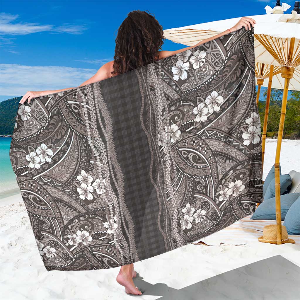 Hawaiian Art Flower Tribal with Lei Sarong Palaka Pattern Grayscale LT03 One Size 44 x 66 inches Gray - Polynesian Pride