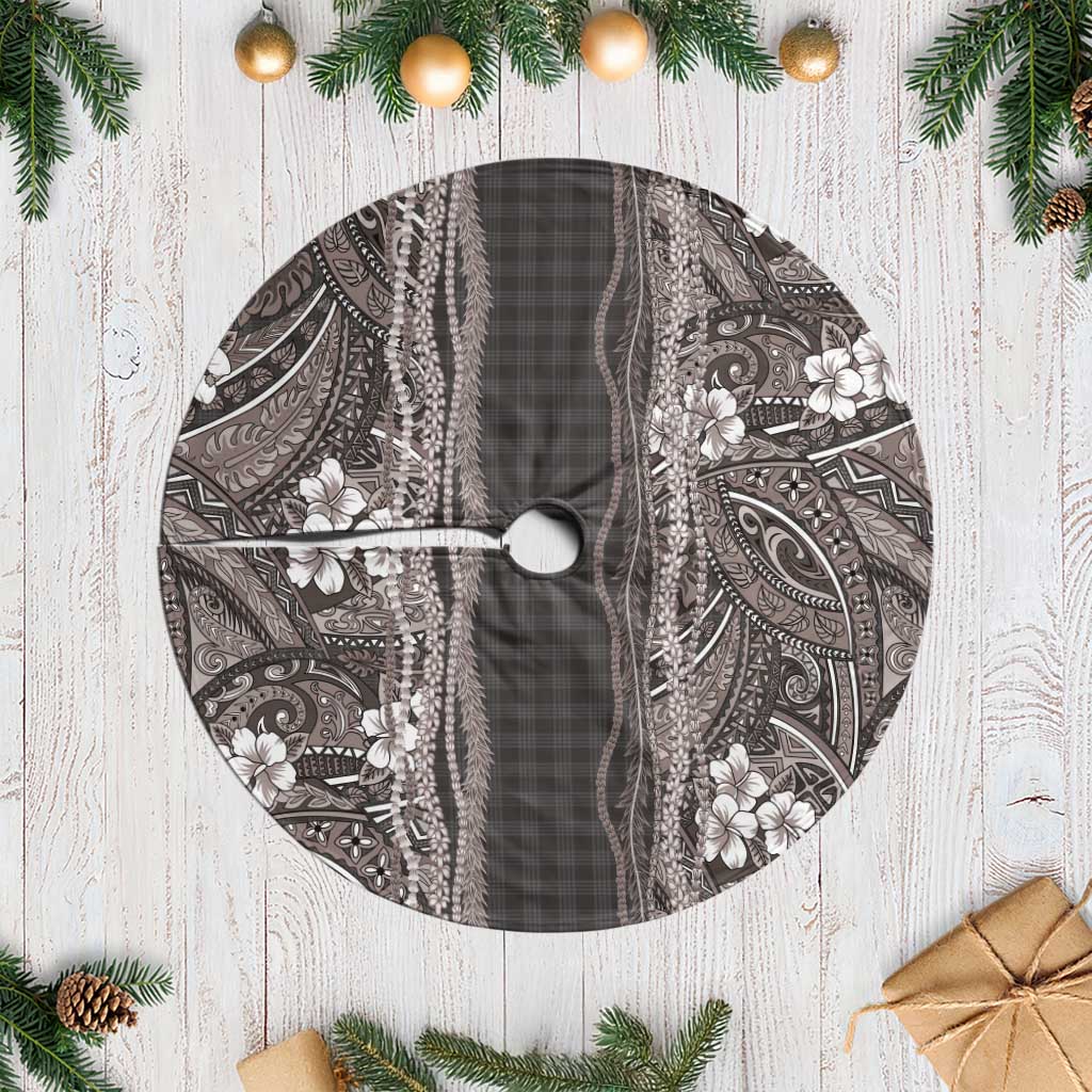 Hawaiian Art Flower Tribal with Lei Tree Skirt Palaka Pattern Grayscale - Polynesian Pride