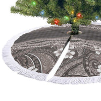 Hawaiian Art Flower Tribal with Lei Tree Skirt Palaka Pattern Grayscale - Polynesian Pride