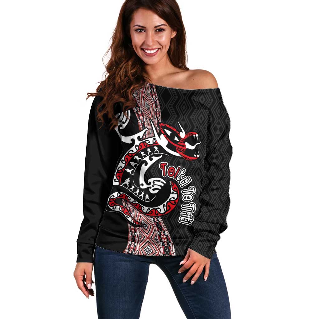 Aotearoa Toitu Te Tiriti Taniko Off Shoulder Sweater Maori Taniwha Haka - Honour the Treaty LT03 Women Black - Polynesian Pride