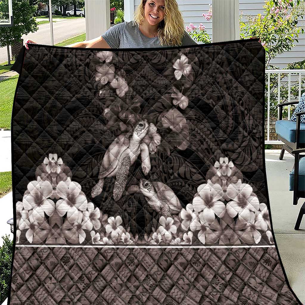 Hawaiian Lei Turtle and Plumeria Quilt Polynerian Art Tattoo-Grayscale Mode