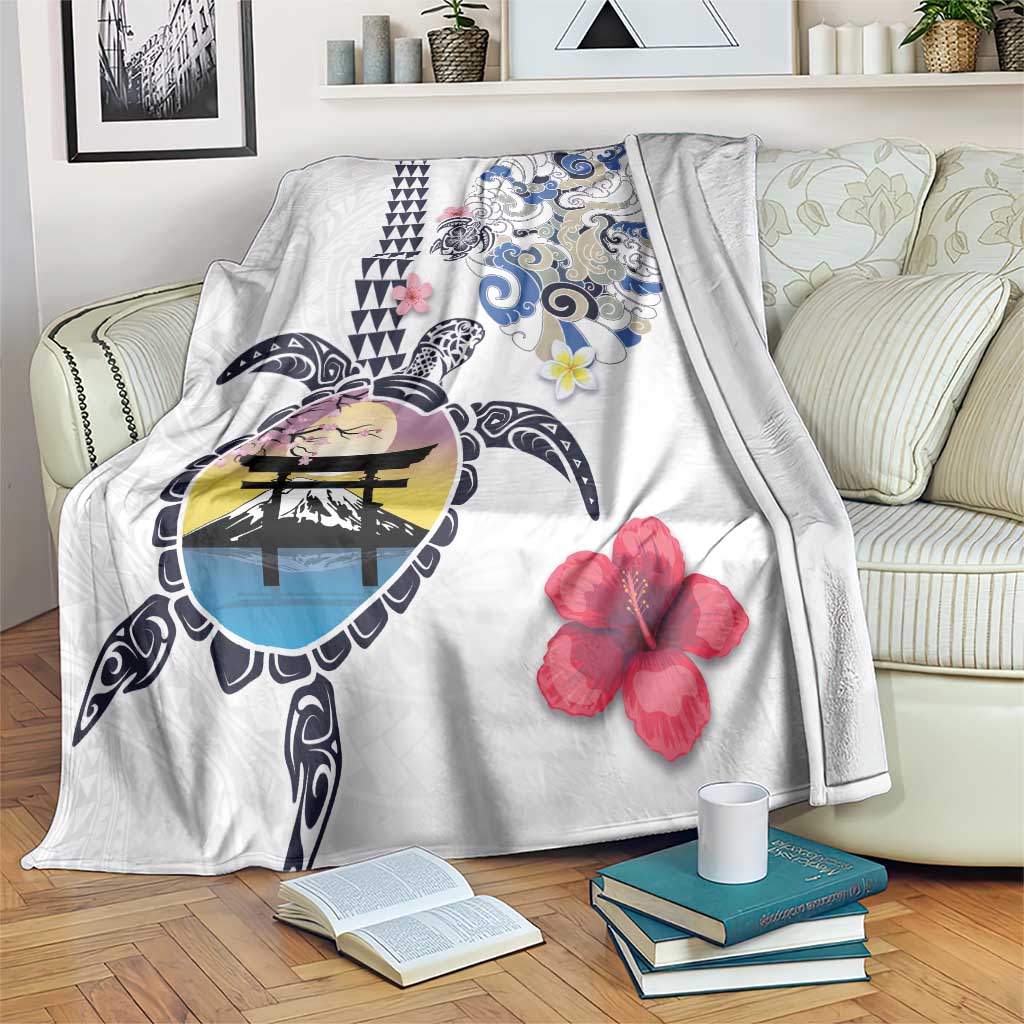 Hawaiian and Japanese Together Blanket Japanese Culture and Turtle Kakau Tattoo White Color LT03 White - Polynesian Pride