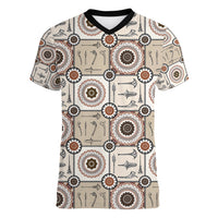 Tukenny Pattern Fijian War Clubs Women V Neck T Shirt LT03 Female Beige - Polynesian Pride