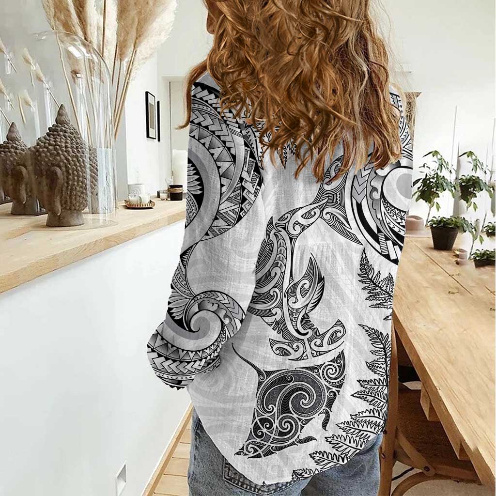 New Zealand Sea Animals with Maori Tribal Tattoo Women Casual Shirt Shark Manta Ray with Silver Fern White