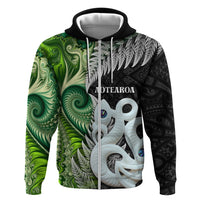 New Zealand Koru Natural Zip Hoodie Manaia and Silver Fern Maori Pattern LT03 Zip Hoodie Black - Polynesian Pride