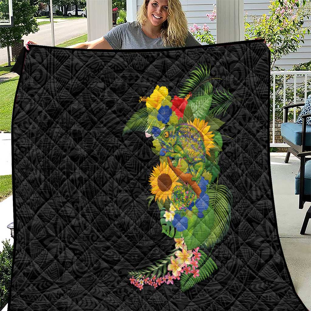 Hawaiian Tropical Plants and Chameleon Quilt Polynesian Art Colorful - Polynesian Pride