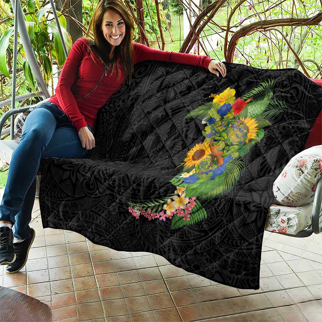 Hawaiian Tropical Plants and Chameleon Quilt Polynesian Art Colorful - Polynesian Pride