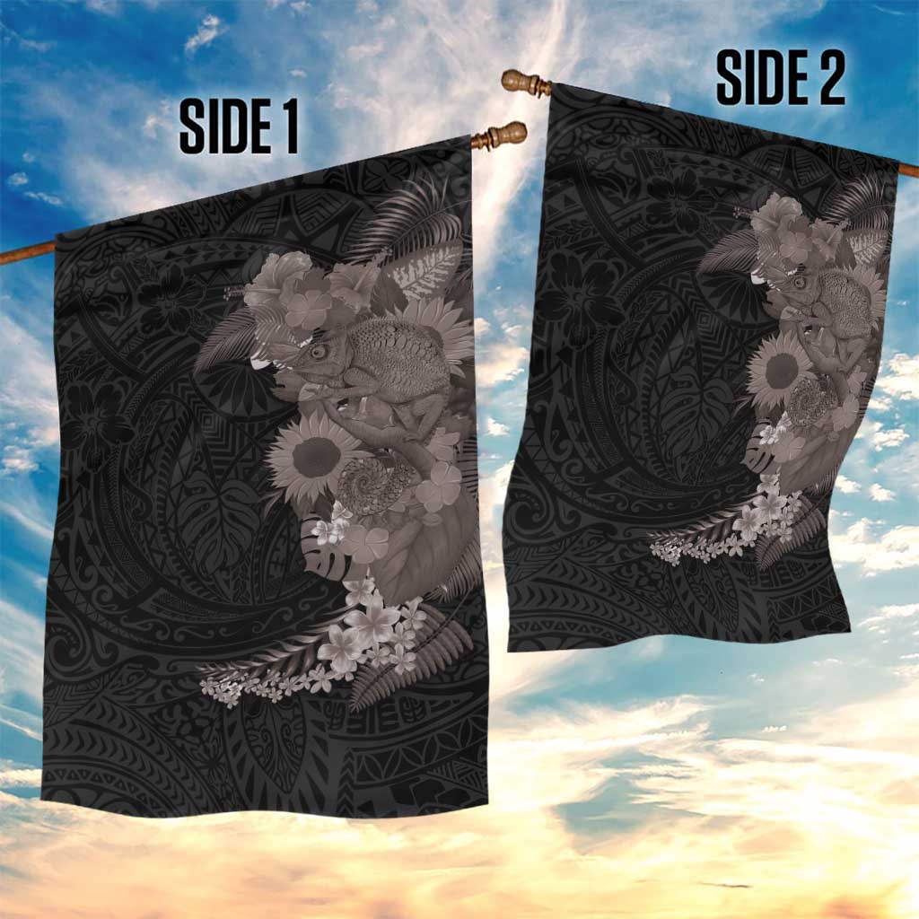 Hawaiian Tropical Plants and Chameleon Garden Flag Polynesian Art Grayscale - Polynesian Pride