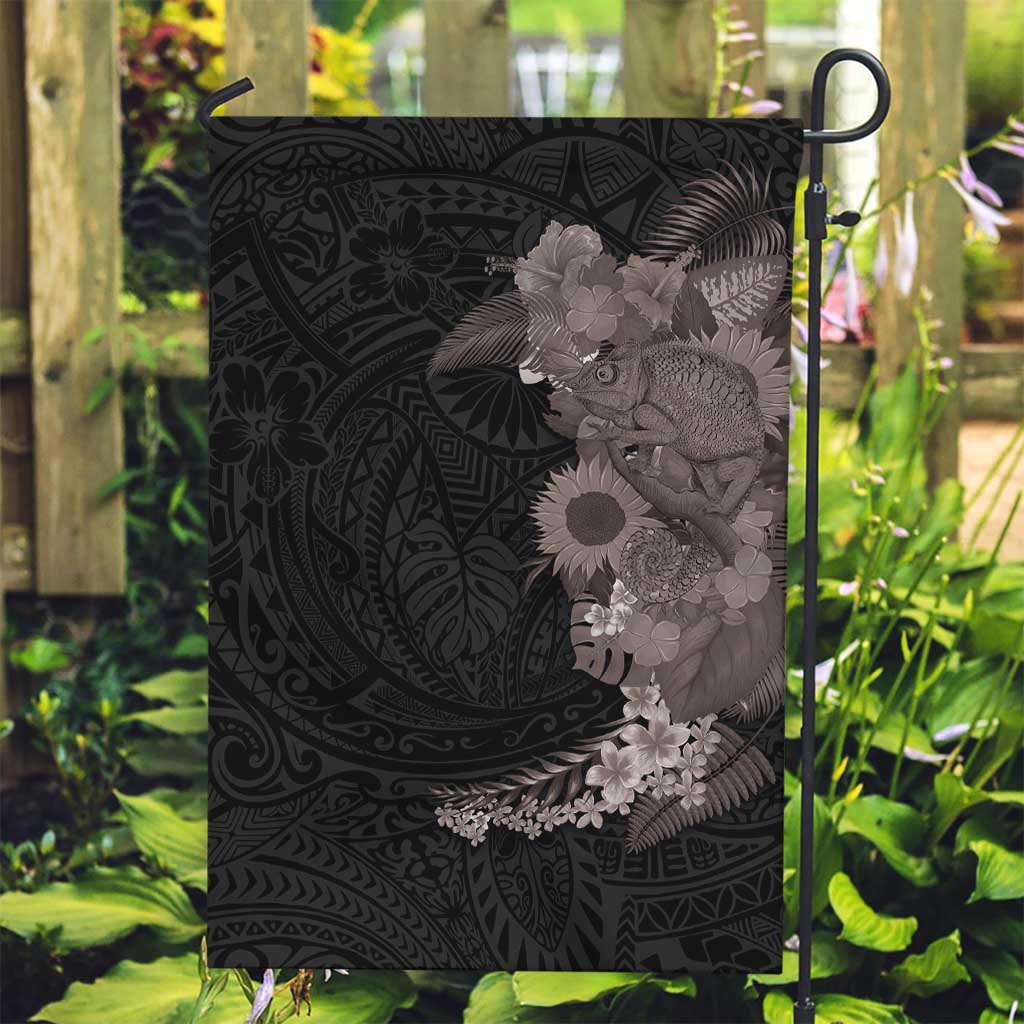 Hawaiian Tropical Plants and Chameleon Garden Flag Polynesian Art Grayscale - Polynesian Pride