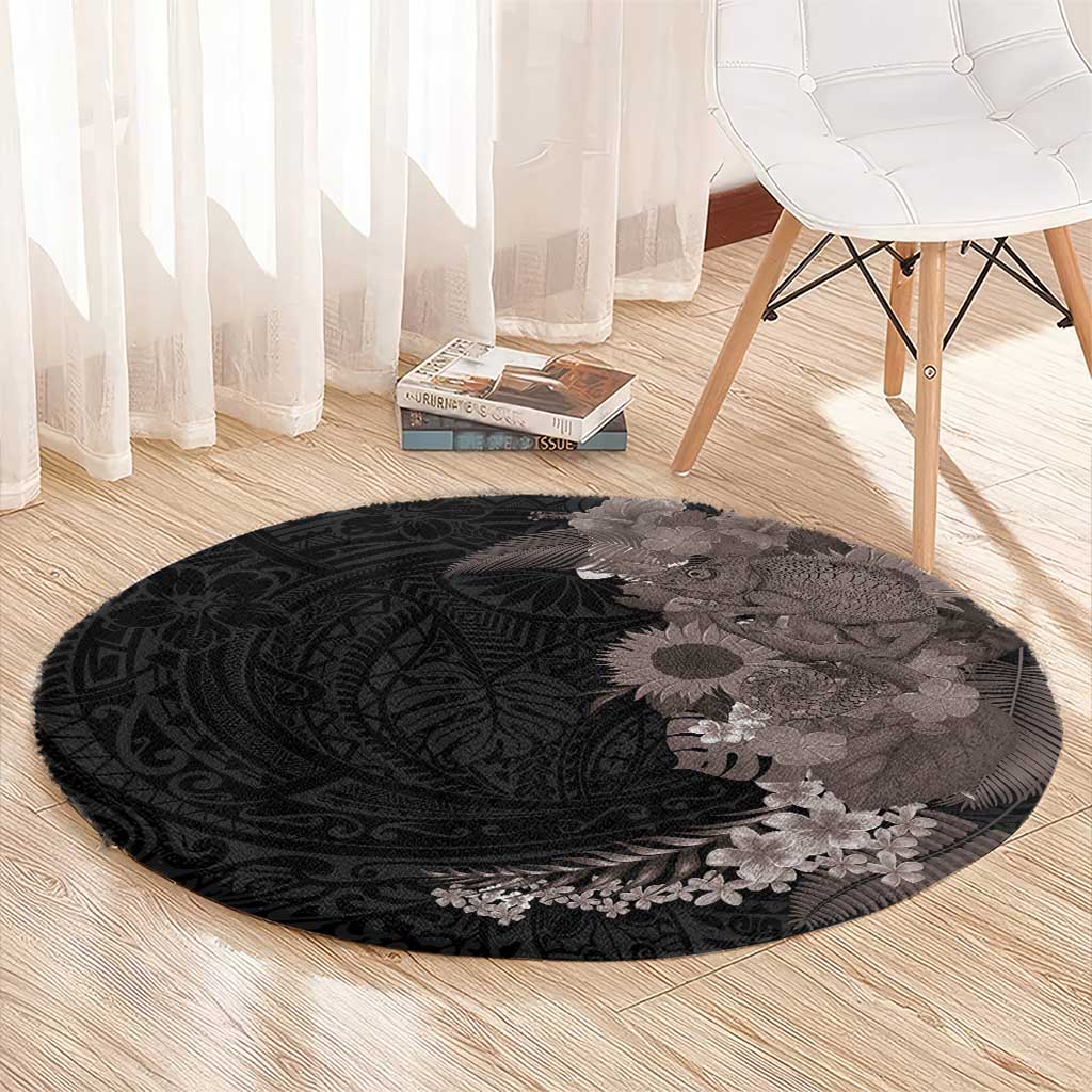 Hawaiian Tropical Plants and Chameleon Round Carpet Polynesian Art Grayscale - Polynesian Pride