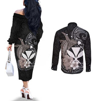 Hawaiian Whale and Kanaka Maoli Symbol Couples Matching Off The Shoulder Long Sleeve Dress and Long Sleeve Button Shirt Hibiscus with Hawaii Map and Polynesian Tattoo Grayscale Color