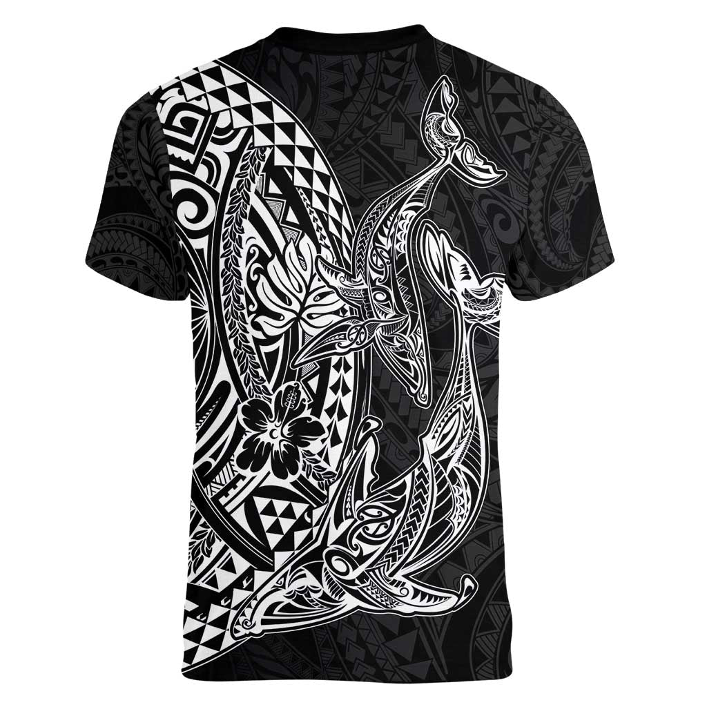 Hawaiian Whales Polynesian Art Motifs Women V-Neck T-Shirt Black Color - Polynesian Pride