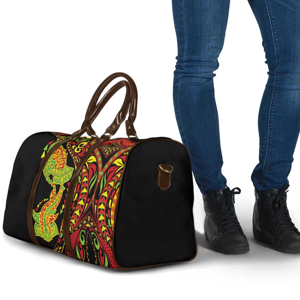 Hawaiian Manta Ray and Hammerhead Shark Tribal Tattoo Travel Bag with Polynesian Tribal Pattern Kanaka Maoli Flag Color