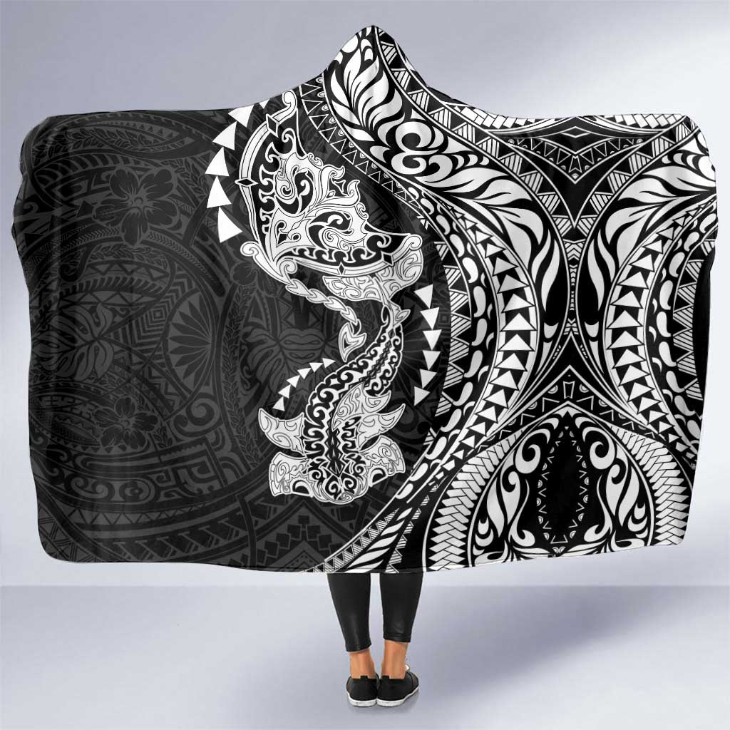 Hawaiian Manta Ray and Hammerhead Shark Tribal Tattoo Hooded Blanket with Polynesian Tribal Pattern Black-White Color LT03 One Size Multicolor - Polynesian Pride