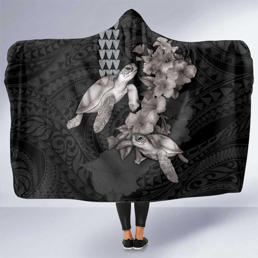 Hawaiian Turtle Love Couple Hooded Blanket - Sweet Hibiscus and Kakau Pattern Grayscale Color LT03 One Size Black - Polynesian Pride