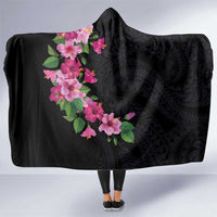 Hawaiian Hibiscus and Art Polynesian Tattoo Hooded Blanket Black Color