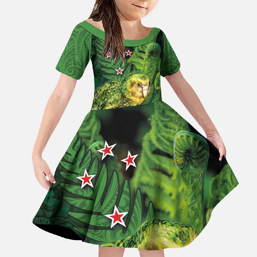 New Zealand Kkp Family Matching Mermaid Dress and Hawaiian Shirt Silver Fern with Close up of Green Fern Leaves and Maori Tattoo LT03 Daughter's Dress Green - Polynesian Pride