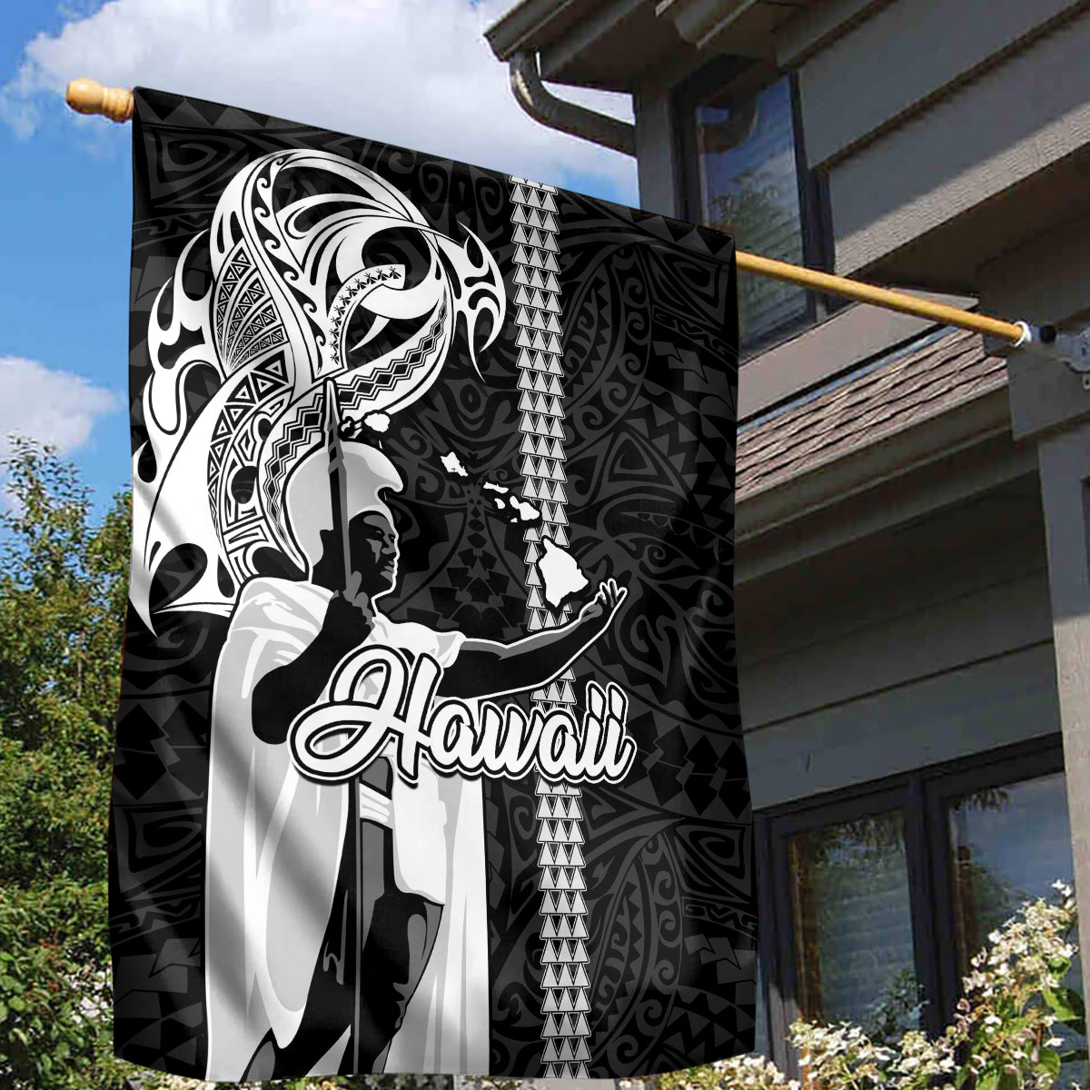 Hawaii Niihau Island Garden Flag Hawaiian King and Kakau Symbols Abstract Shoulder Tattoo LT03 - Polynesian Pride