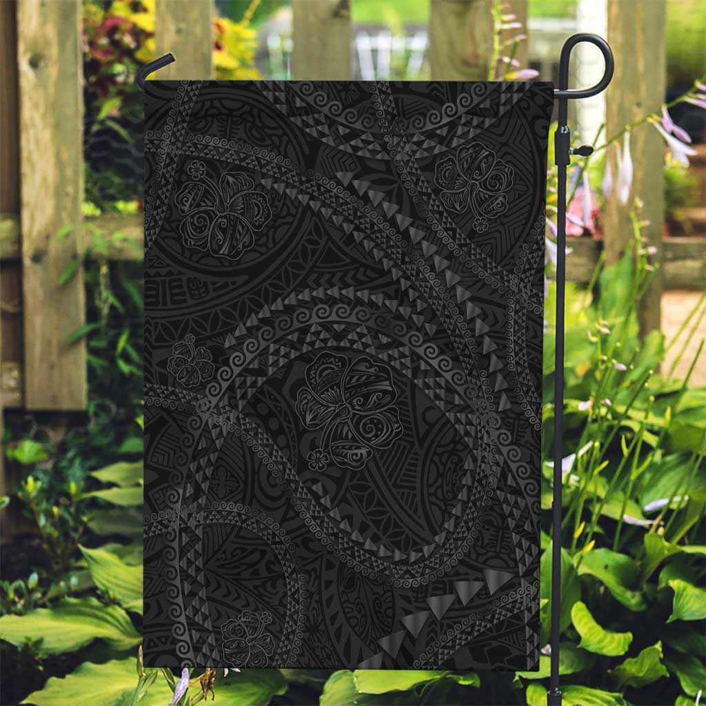 Hawaiian Kakau Art and Hisbiscus Tattoo Garden Flag Tribal Pattern-Black Gradient Style - Polynesian Pride
