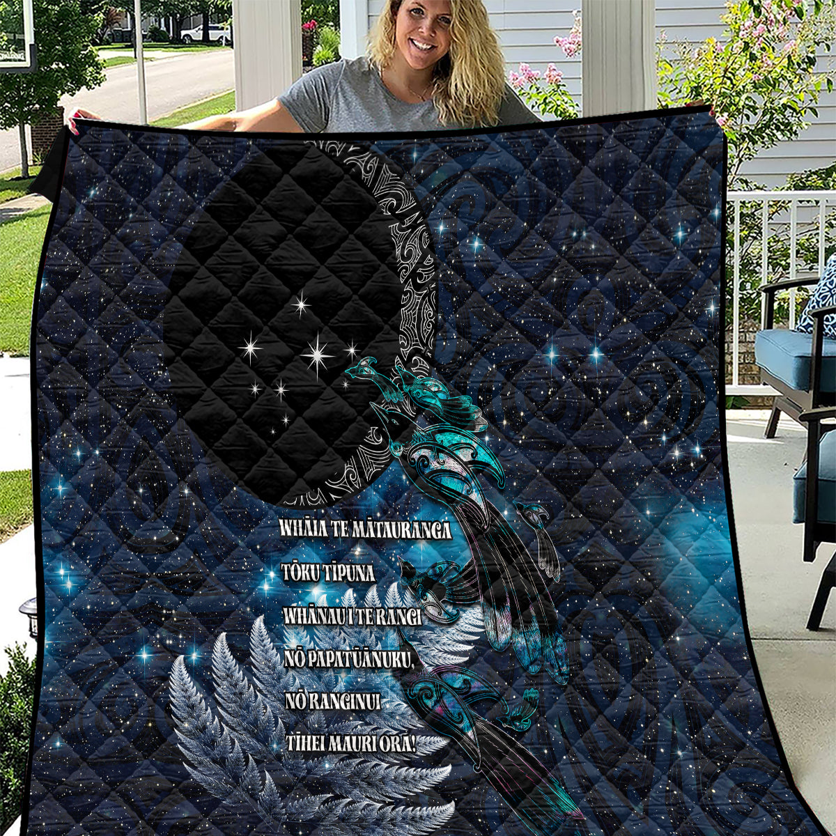 New Zealand Tui Bird Quilt Matariki Poetry Pattern Galaxy Style LT03 Blue - Polynesian Pride