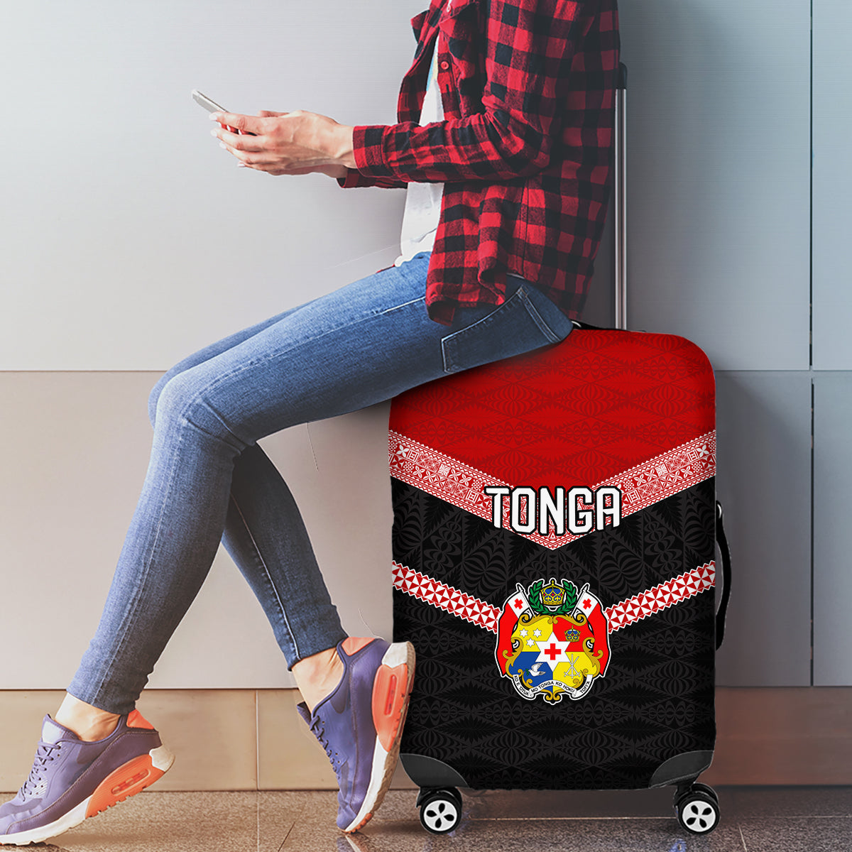 Tonga Luggage Cover Tonga Coat of Arms with Seamless Tapa Ngatu Pattern LT03 - Polynesian Pride