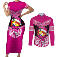 Personalised Tonga Christmas Couples Matching Short Sleeve Bodycon Dress and Long Sleeve Button Shirts Tongan Coat of Arms Santa With Ngatu Pattern Christmas Pink Style LT03 Pink - Polynesian Pride