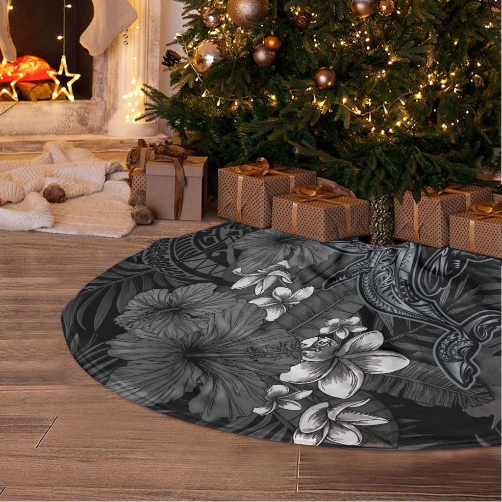 Hawaiian Tropical Plants and Tribal Whales Tree Skirt Polynesian Art Tattoo Grayscale